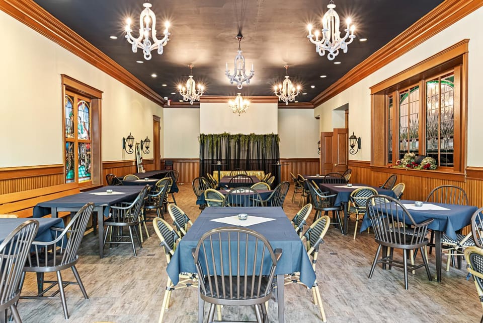 The Audubon Inn Hotel in Wisconsin