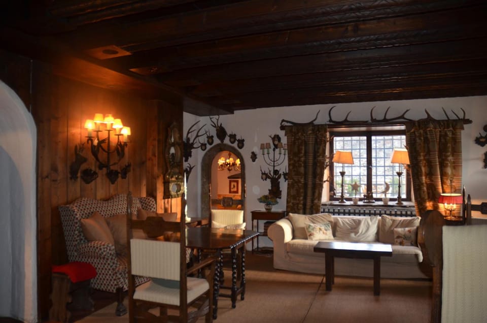 Schloss Munichau Hotel in Kitzbuhel