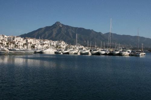 Hostal El Labrador Hotel in San Pedro de Alcántara