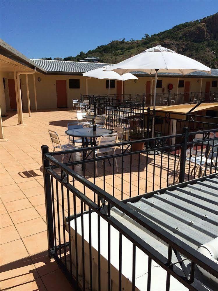 Summit Motel Motel in Townsville