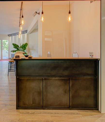 Hotel Les Nevons Hotel in L'Isle-sur-la-Sorgue