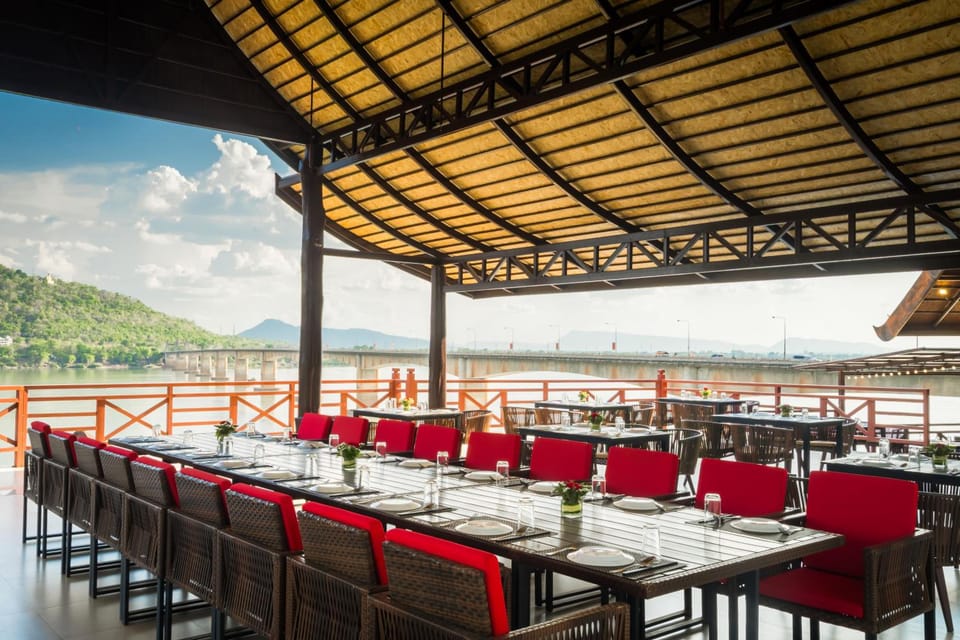 Champasak Grand Hotel Hotel in Laos