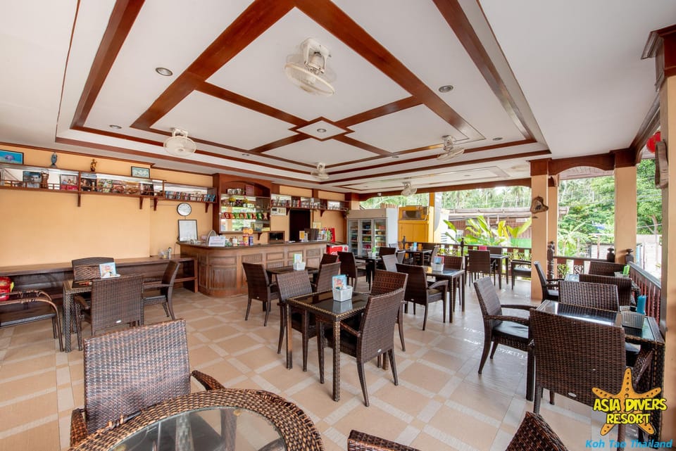 Asia Divers Resort Hotel in Ko Tao