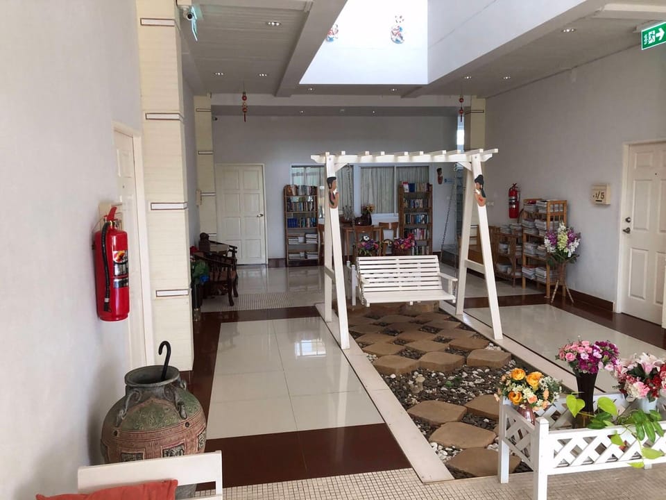 Warina Place Hotel Hotel in Krabi Changwat