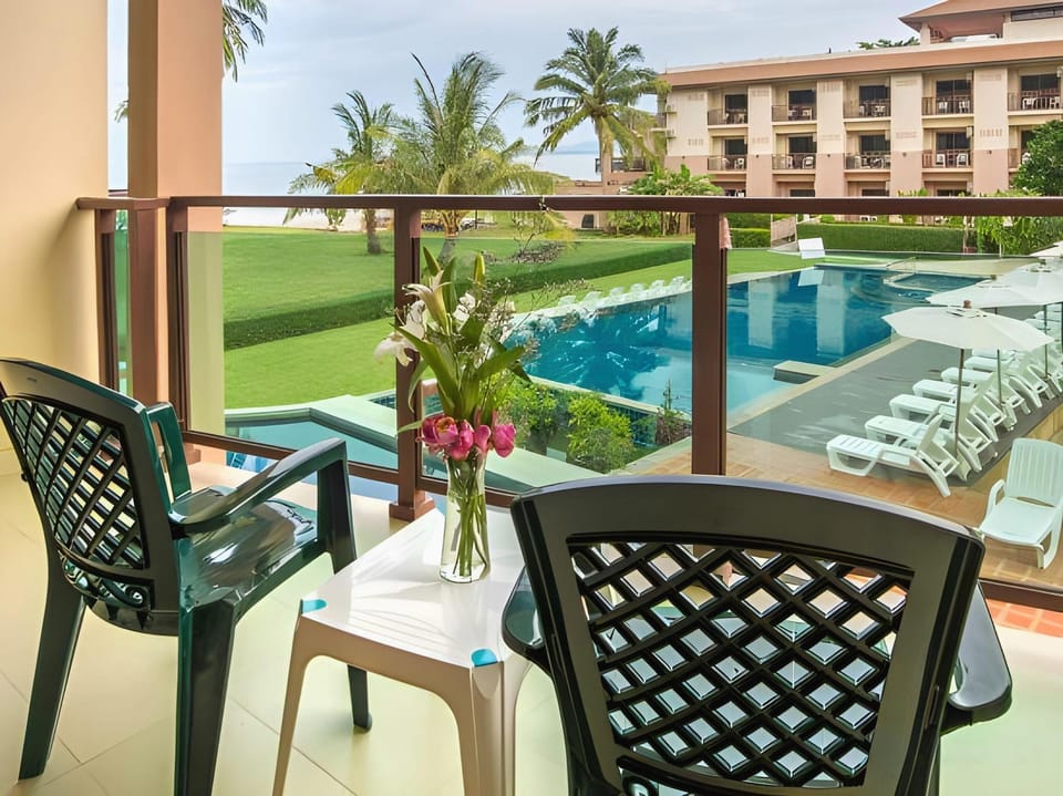 Lanta Pura Beach Resort Resort in Sala Dan