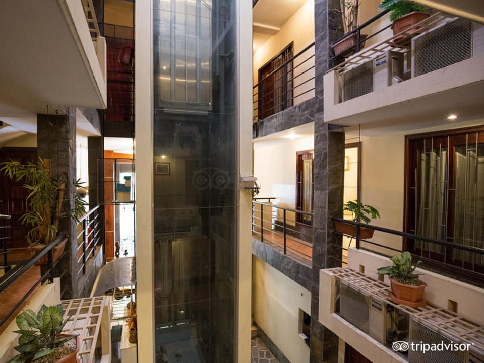 Minh Chau Hotel - Hoa Hung Hotel in Ho Chi Minh City
