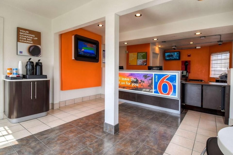Motel 6 Hotel in Escondido Village