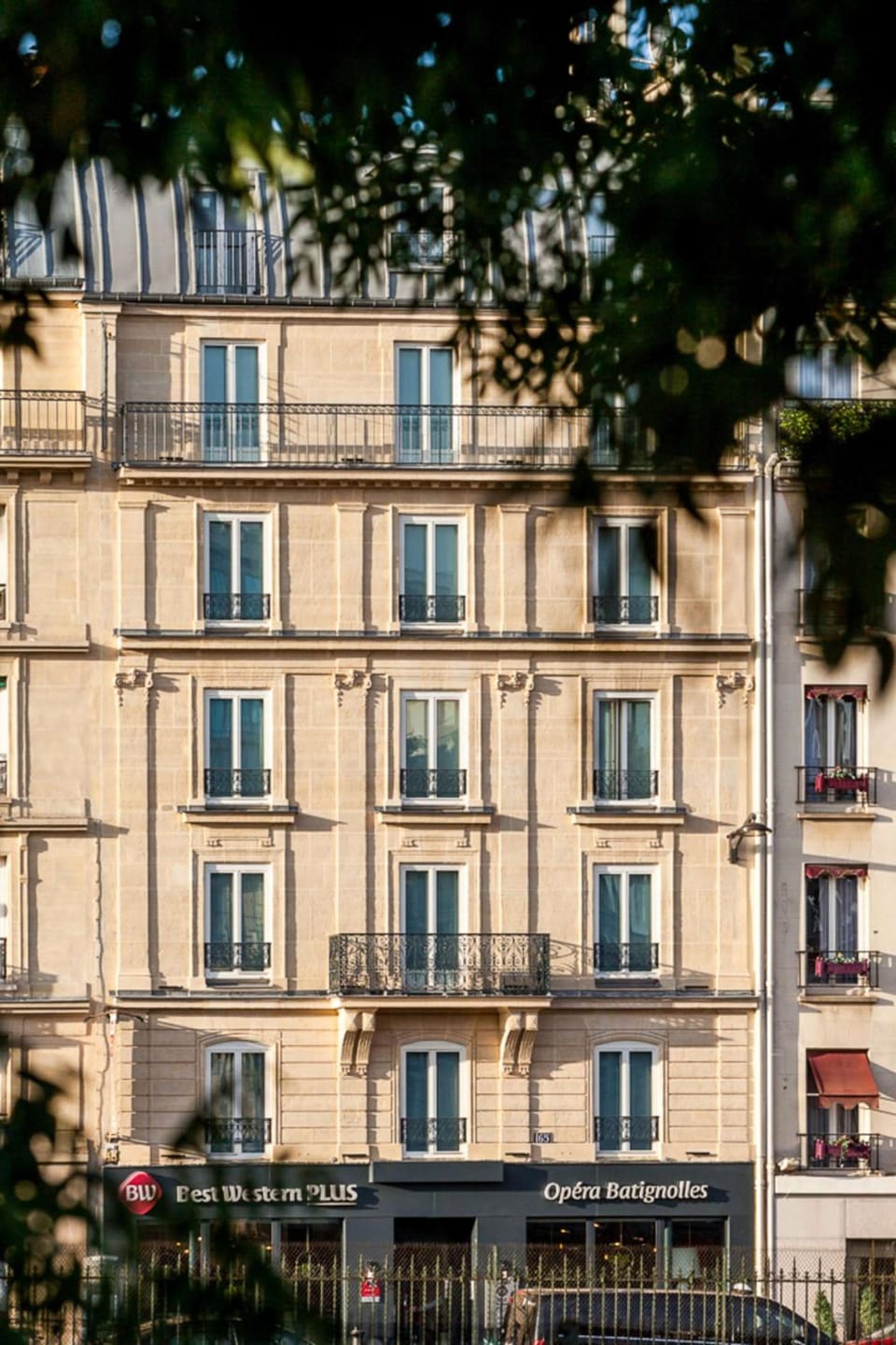 Best Western Plus Opera Batignolles Hotel in Paris