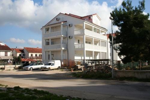 Guesthouse Jelic Hotel in Biograd na Moru