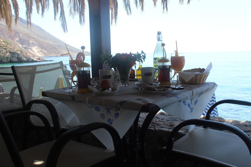 John Akroyiali Hotel in Crete