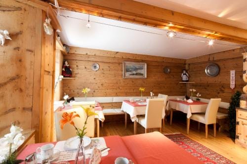 Hotel Chasa Sofia Hotel in Canton of Grisons