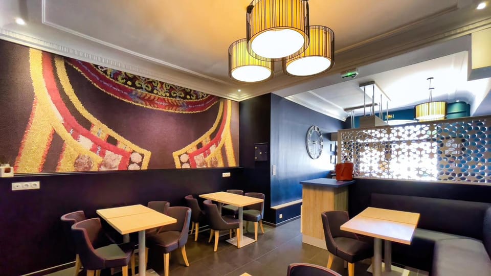 Hotel De La Gare Hotel in Quimper
