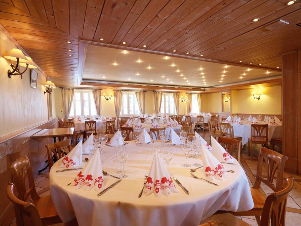 Banquet hall