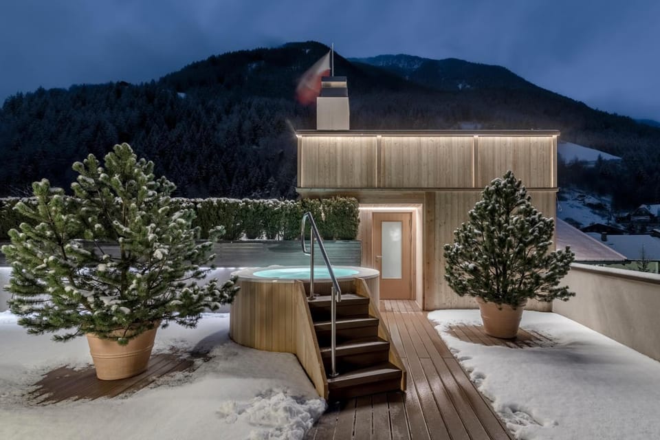 Hot tub