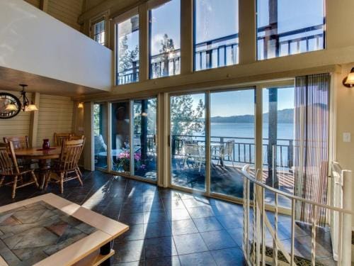 Chateau Du Lac Lodge in Kootenai County