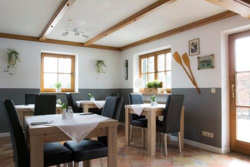 Hotel Garni Mowe am See Hotel in Prien am Chiemsee