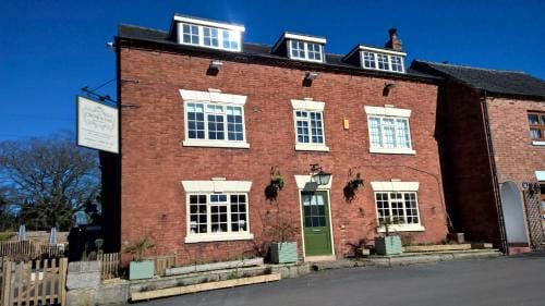 Crown Inn Inn in Staffordshire Moorlands District