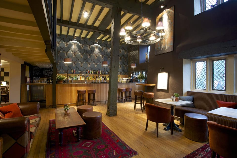 Bar/lounge