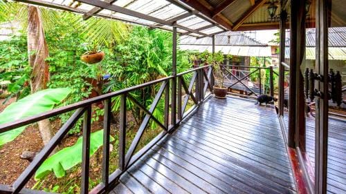 Fruit Tree Lodge Inn in Sala Dan