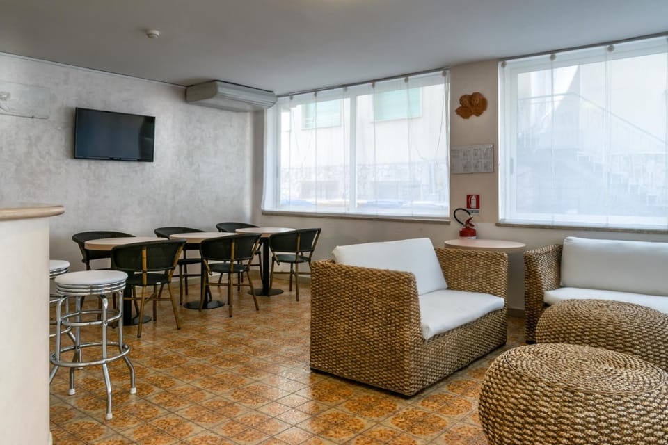 Shared lounge/TV area