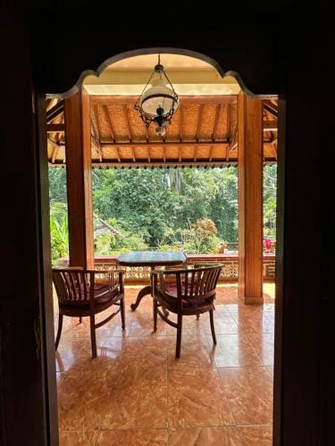 Kajeng Bungalow Hotel in Ubud