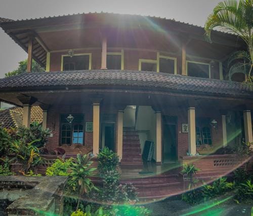 Kajeng Bungalow Hotel in Ubud