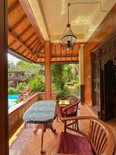 Kajeng Bungalow Hotel in Ubud