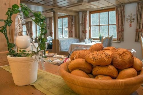 Hotel & Gasthof Hubertushohe - Ihr Hotel fur Urlaub mit Hund Hotel in Schmallenberg