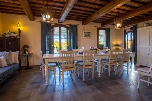 Villa Lestra Hotel in Tuscany