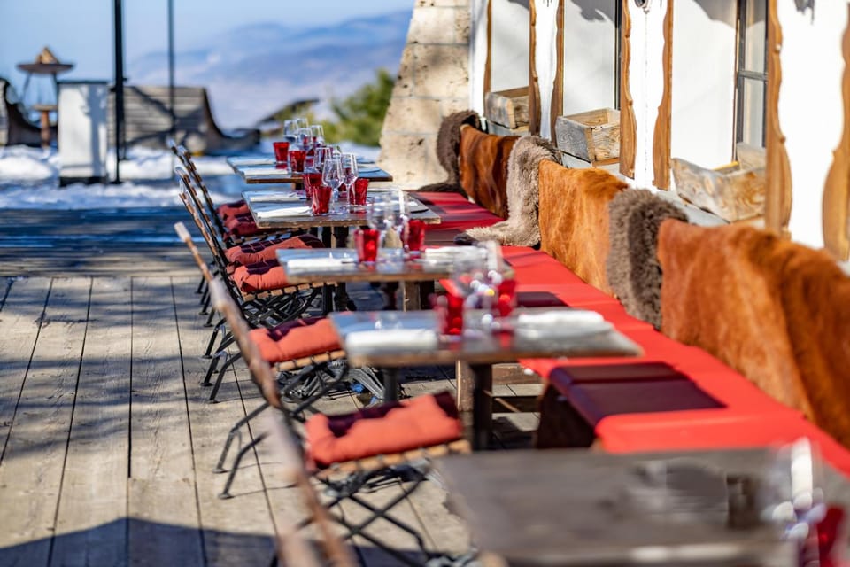 Le Coucou Hotel Restaurant & Lounge-Bar Hotel in Montreux