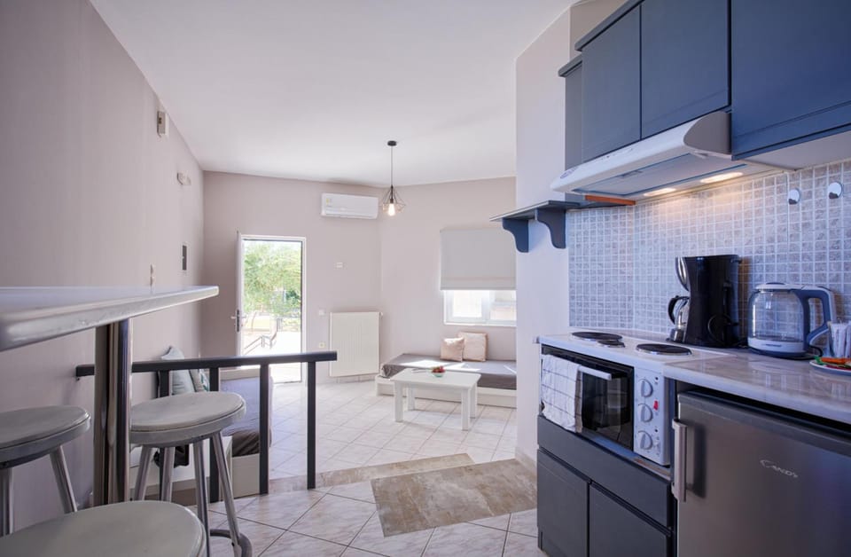 Yasmine Apartments and Rooms Hotel in Chania