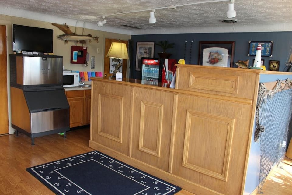 Arlington Inn Motel in Port Clinton