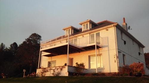Appin Bay View Hotel in Scotland