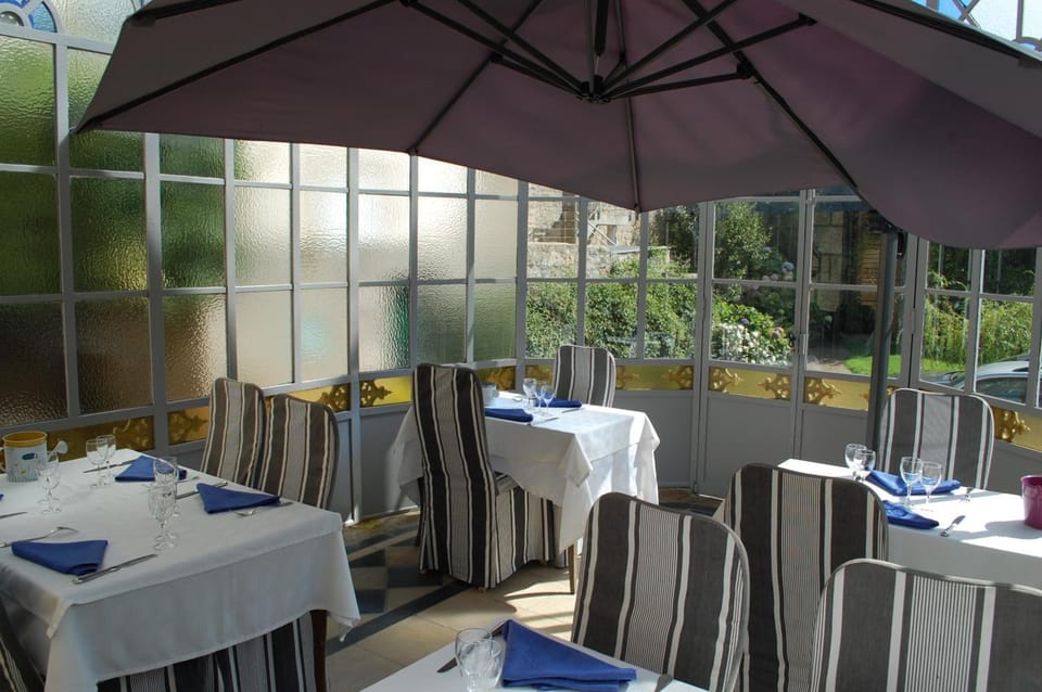 Logis Hotel L'europe Hotel in Brittany