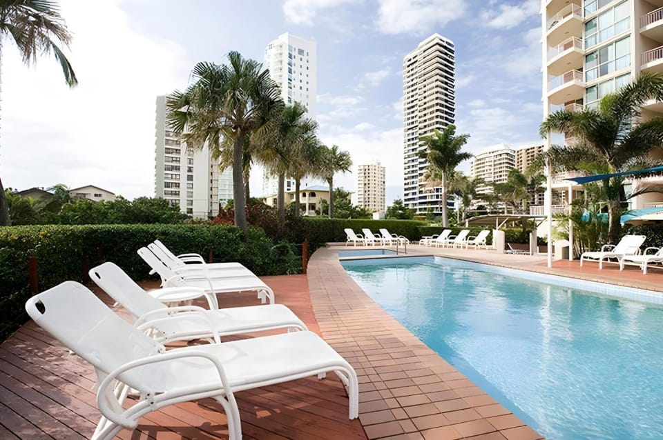 Maldives Resort Apartment hotel in Surfers Paradise