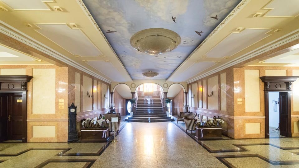 Palac Bursztynowy Hotel in Greater Poland Voivodeship