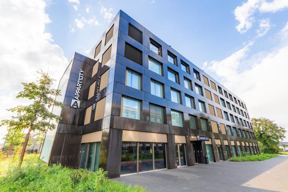 Appart'City Collection Genève Aéroport - Vernier Apartment hotel in Canton of Geneva