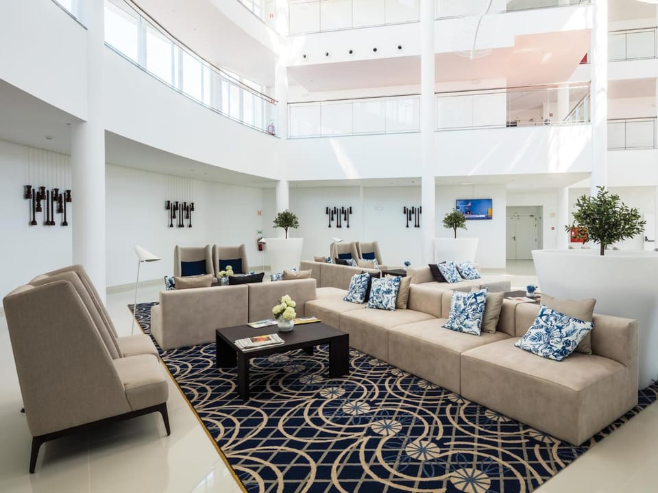 Shared lounge/TV area