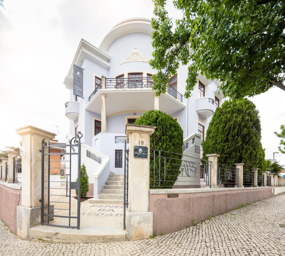 Penedo da Saudade Suites & Hostel Hostel in Coimbra