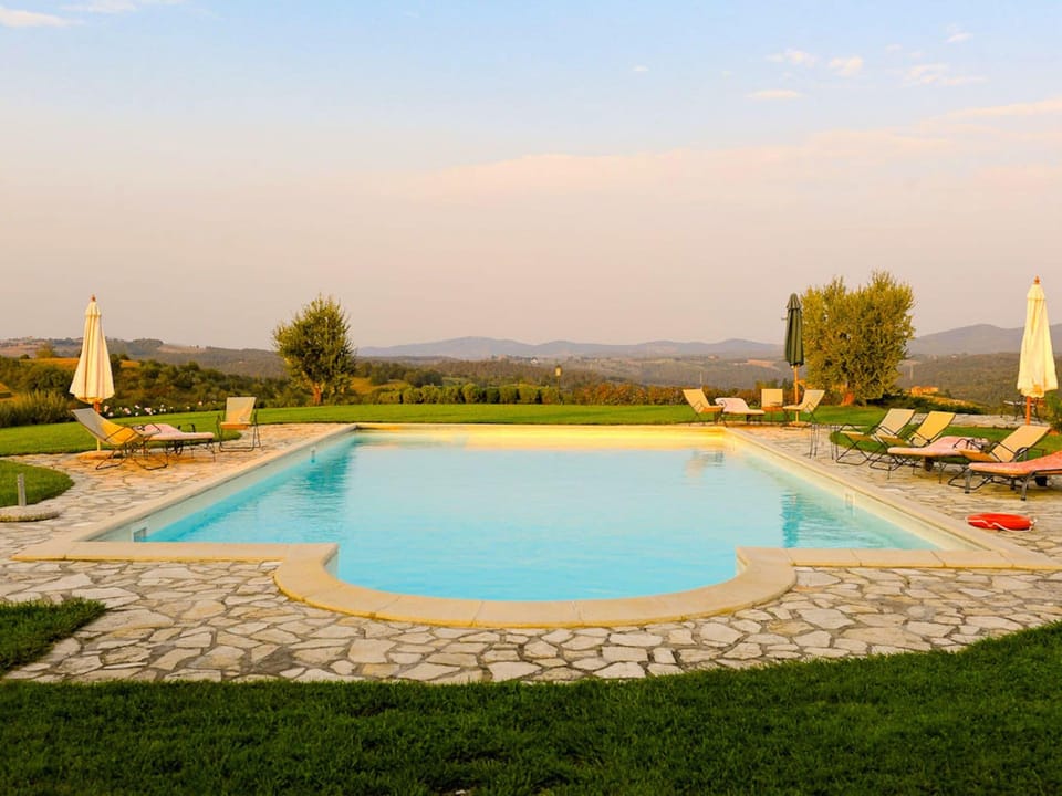 Belvilla by OYO Vocabolo RondA 12 p Hotel in Umbria