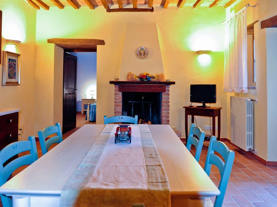 Belvilla by OYO Vocabolo RondA 12 p Hotel in Umbria