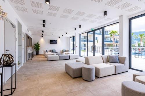 Excellent apartment on the Cote dAzur Hotel in Vence