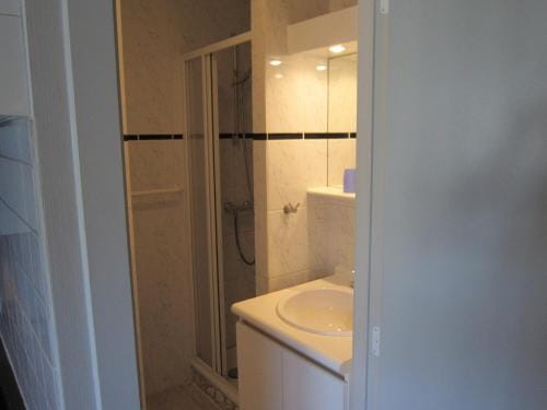 Apartment in Belgium for 2 Person Hotel in Bredene