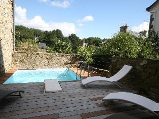 Luxurious Villa in Pont-Aven with Private Pool Hotel in Pont-Aven