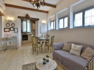Villa in Cortona with Private Pool and Views Hotel in Umbria