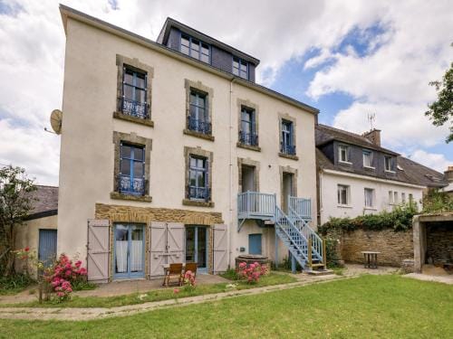 Coastal Retreat in Le Pouldu Hotel in Clohars-Carnoët