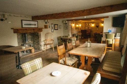 The Red Lion Arlingham Inn in Stroud District