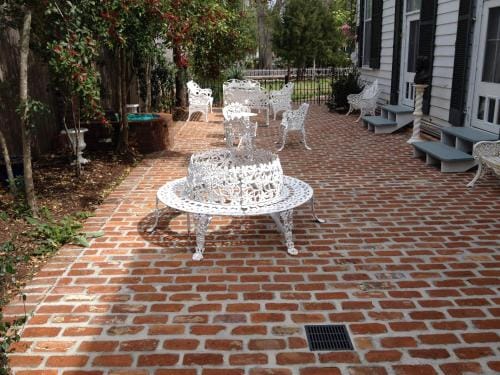 Stone House Musical B&B Hotel in Natchez