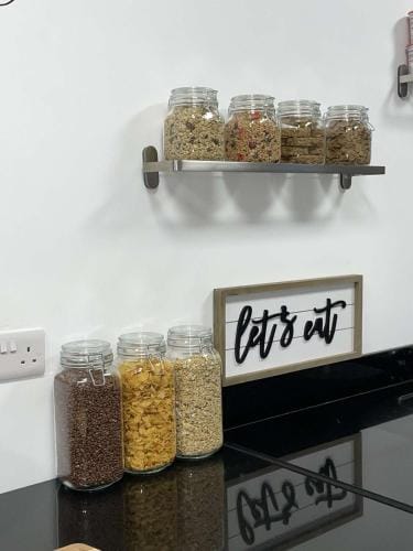 Atlantic Lodge, Main Street Ardara Hotel in County Donegal