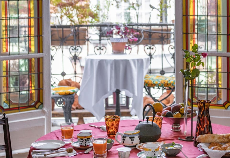 MaisondesChaumes-Paris Hotel in Paris